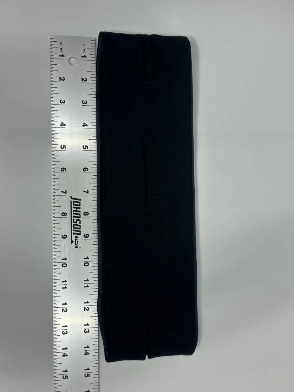 FlipBelt Elite Running Belt Black Size M Medium Zipper Pocket Phone Holder